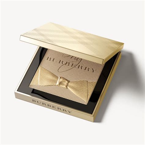 BURBERRY Gold Glow Fragranced Luminising Powder